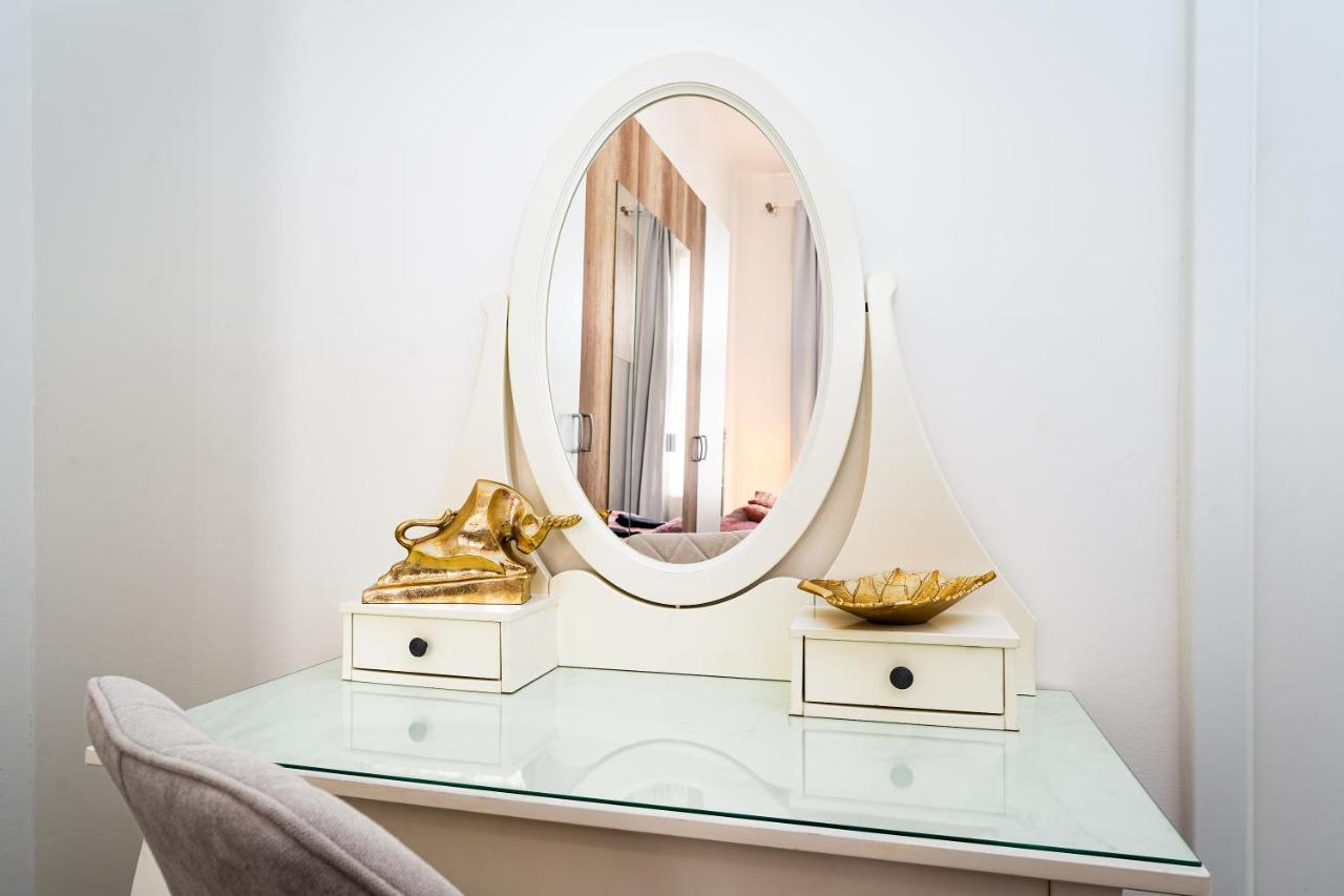Emperors Elegance Suite Prag Exteriör bild